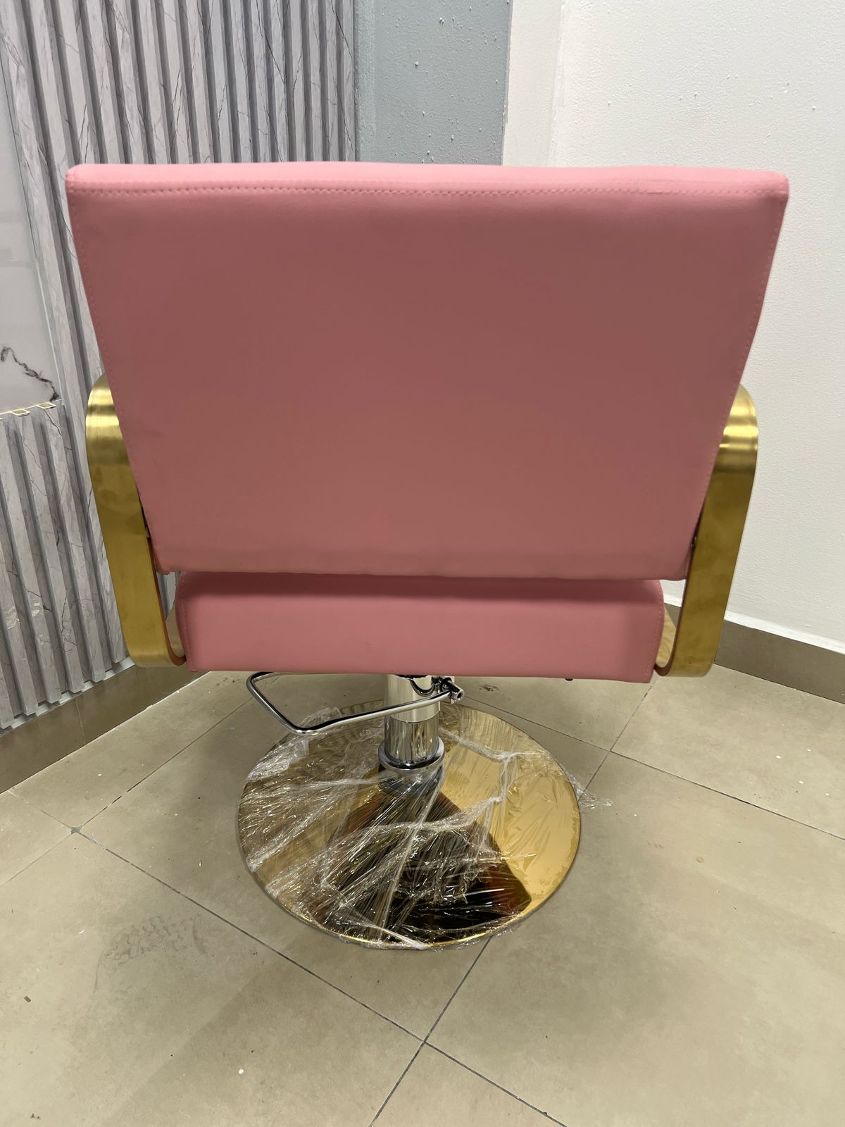 Silla Rosada Para Salón con Dorado (No Reclinable)